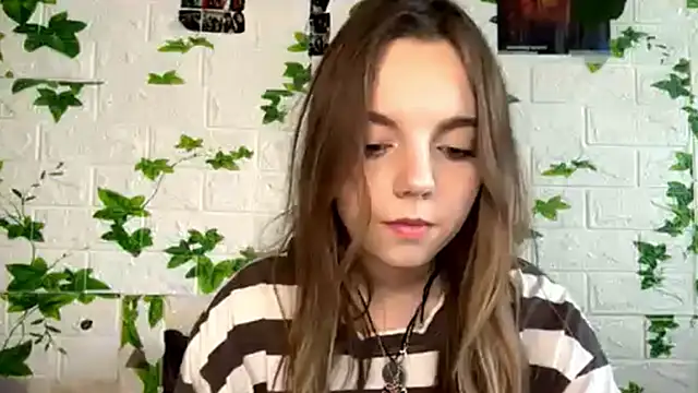 LisaPorse online show from May 21, 2:13 pm