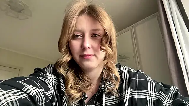 HeyItsAgata online show from May 22, 11:38 am