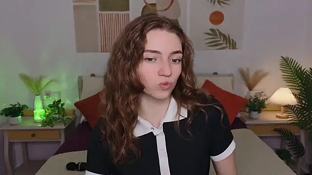 Snapshot of TayloryStar chatting on June 27, 12:10 pm TayloryStar online show from June 27, 12:10 pm