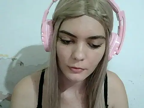 Angel Ristoww online show from May 22, 1:13 am