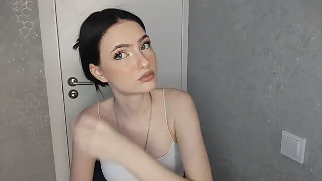 PotatoesHoney online show from May 25, 6:19 am