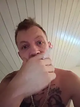 swissguy007 online show from August 1, 4:45 am