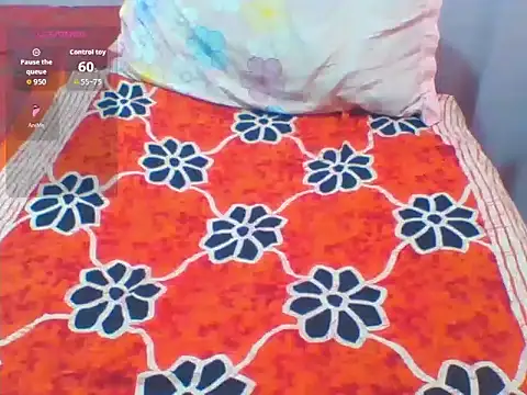 SweetSally54 online show from May 18, 12:11 pm