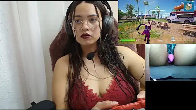 scarletdollof online show from May 22, 6:02 pm