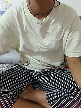 Snapshot of Duskybae_ chatting on May 24, 11:26 am Duskybae online show from May 24, 11:26 am