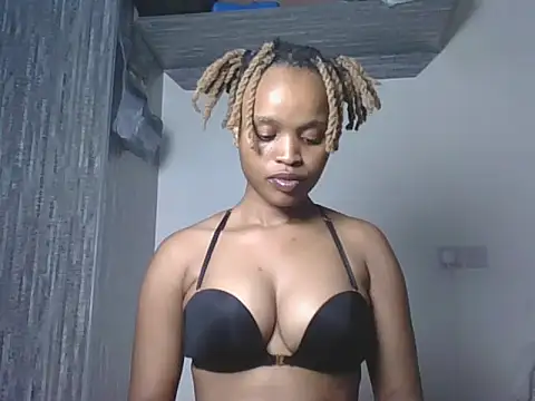 Tempting Ebony online show from July 7, 8:02 pm