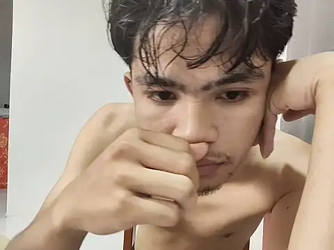 urBunnyboi online show from June 26, 5:50 pm