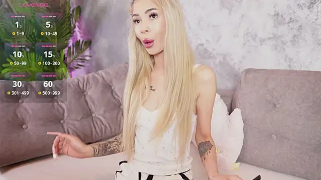 JoBarbie online show from May 24, 6:24 pm