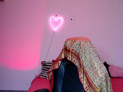 nyxie bloom online show from May 25, 11:38 am