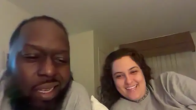shadowmanNsnowflake online show from June 7, 9:57 am