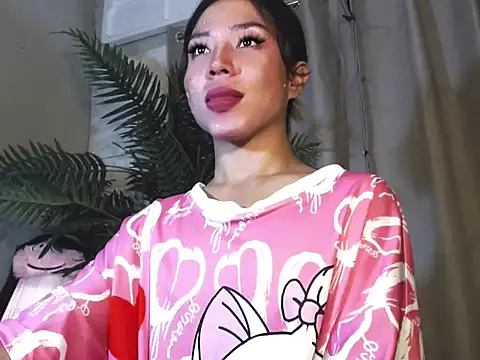 Super Hot BunnyXX online show from May 24, 1:27 pm