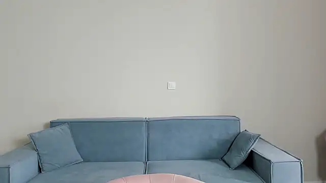 RoyziMiii online show from May 20, 5:46 am