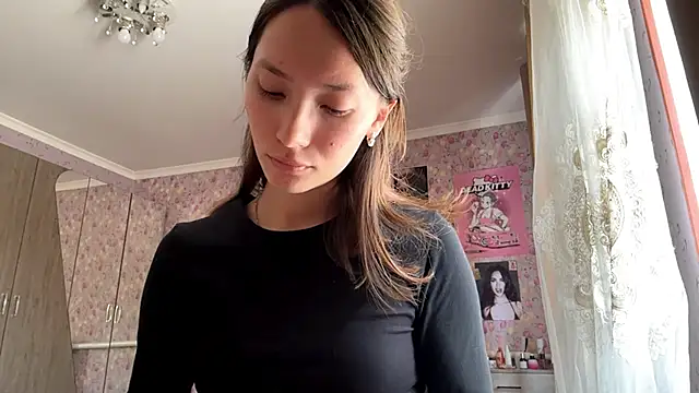 SakuraNaskios online show from May 21, 8:54 am