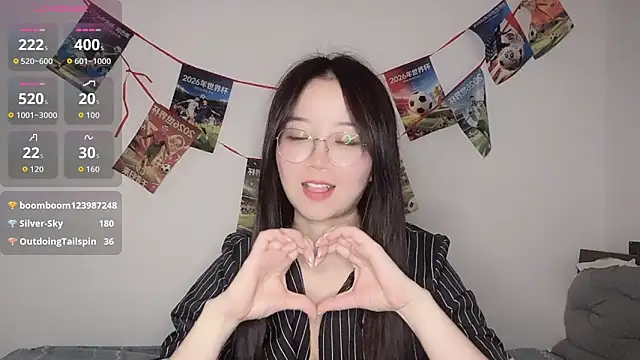 Snapshot of 77-Vicky chatting on June 29, 10:15 am 77-Vicky online show from June 29, 10:15 am