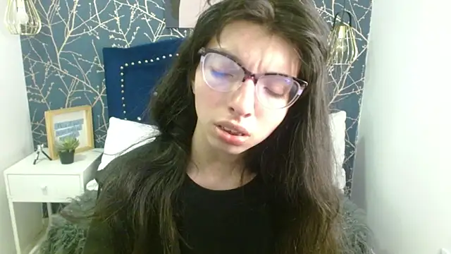 Allyshon  online show from May 23, 7:51 pm