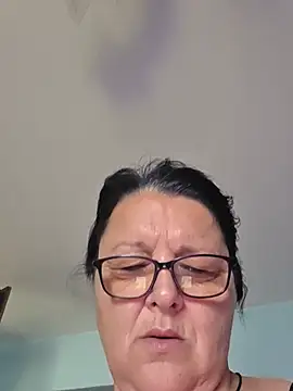 Diana Diafan online show from June 25, 8:30 am