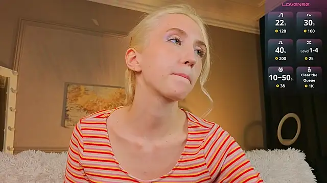 Elen  Moore online show from June 4, 12:44 pm