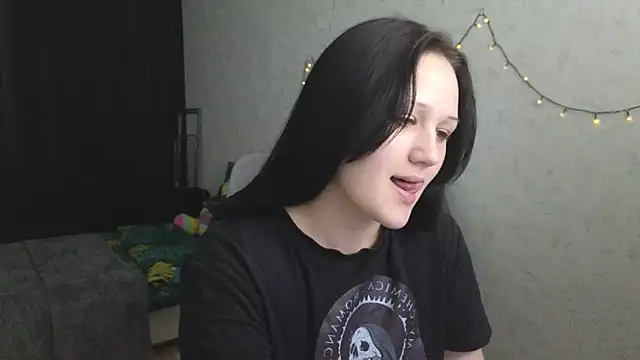 Tori cute online show from May 20, 12:22 pm
