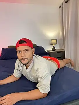 Nate tyler1 online show from May 26, 2:29 am