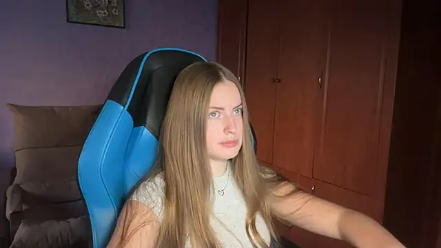 SilkSinner  online show from June 14, 5:26 pm