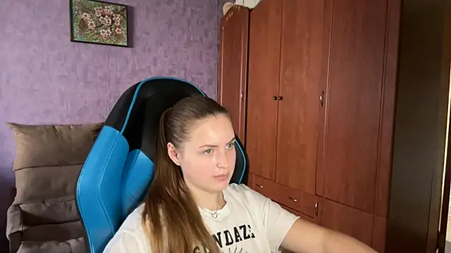 SilkSinner  online show from June 26, 10:52 am