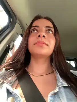 Hanna Cruz  online show from May 20, 3:29 pm