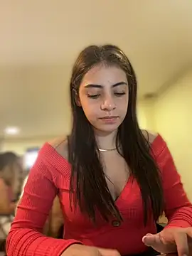 Hanna Cruz  online show from July 9, 4:22 pm