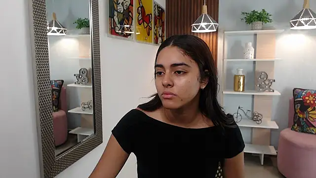 Snapshot of _Lucy_Grey_ chatting on May 22, 11:05 am Lucy Grey online show from May 22, 11:05 am