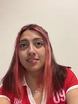 Emma Cut online show from May 27, 5:15 am