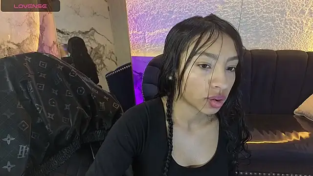 Adarasuri v online show from July 5, 12:23 pm