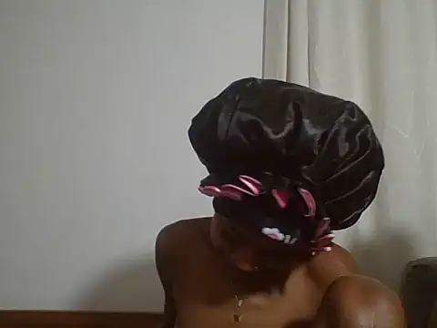 Snapshot of Blonde_slimy chatting on July 8, 4:06 am Blonde slimy online show from July 8, 4:06 am