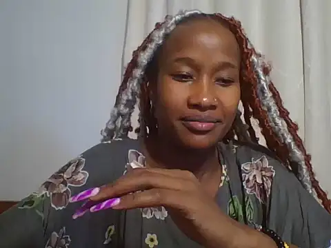 Snapshot of Blonde_slimy chatting on July 9, 8:40 am Blonde slimy online show from July 9, 8:40 am