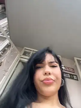 FERNANDAXX  online show from May 25, 4:24 pm