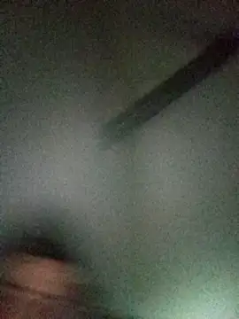 Snapshot of Cybergeil33 chatting on March 12, 3:57 am Cybergeil33 online show from March 12, 3:57 am