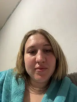 MarieHeartt online show from May 27, 5:32 pm