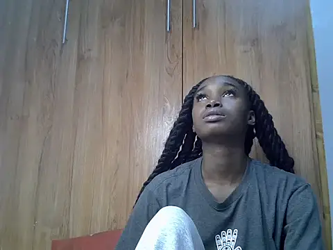 Snapshot of Vsexie chatting on July 15, 7:19 pm Vsexie online show from July 15, 7:19 pm