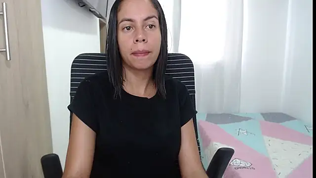 Valeria Santos  online show from May 25, 2:01 pm