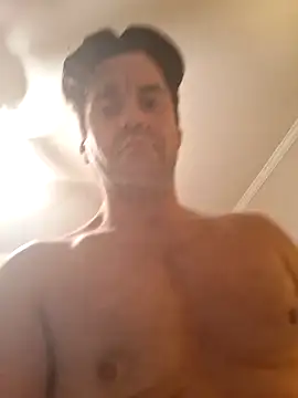 ELVISPRESI online show from May 31, 5:59 am