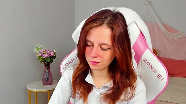 FreyaVeys online show from June 19, 5:12 am