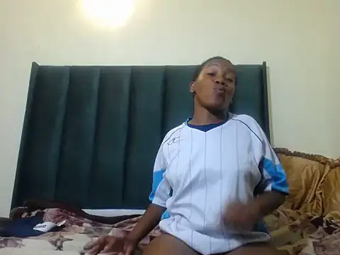TypicalBaddiex online show from May 25, 6:36 pm