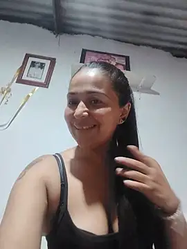 jessamondd online show from June 5, 3:24 am