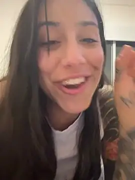 Snapshot of morenitttta chatting on May 26, 2:51 am morenitttta online show from May 26, 2:51 am