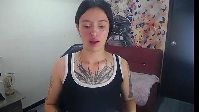 Lucia evans22 online show from July 3, 8:37 pm