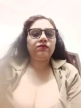 yourchahat27 online show from May 23, 10:36 pm