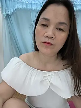 Lye lovely online show from July 8, 9:14 am