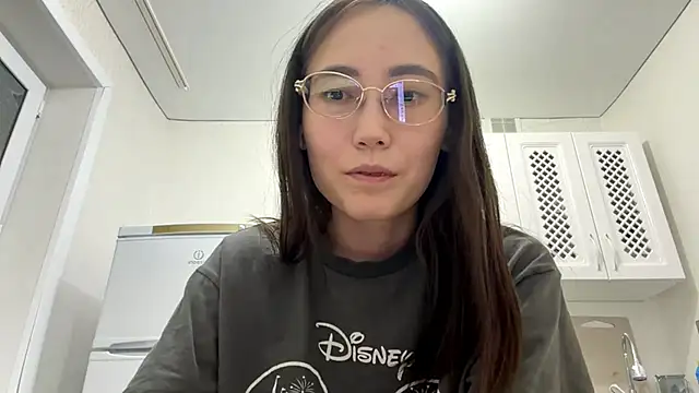 VickieTrudo online show from June 21, 9:17 pm