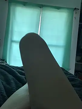 lulupiecitosamor online show from May 26, 6:48 pm