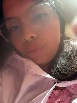 HannieBeautie online show from June 25, 8:13 pm
