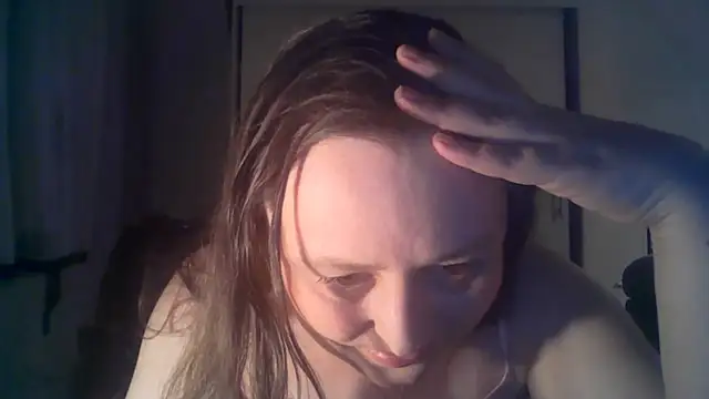 TaylorLovely online show from May 27, 8:28 pm