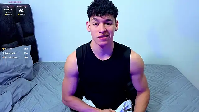 Luke Muscle online show from July 10, 1:36 pm